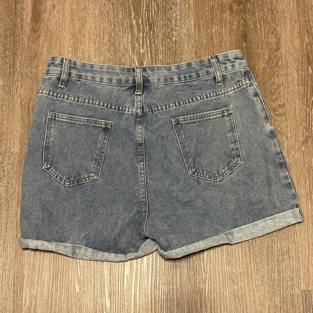 Shein Roll Hem Floral Print Denim Shorts (large) (NWOT) - Picture 2 of 2
